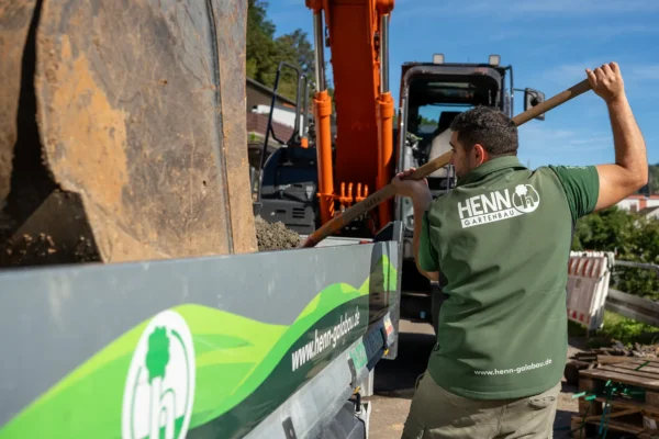 Bagger- und Erdarbeiten Bagger- und Erdarbeiten