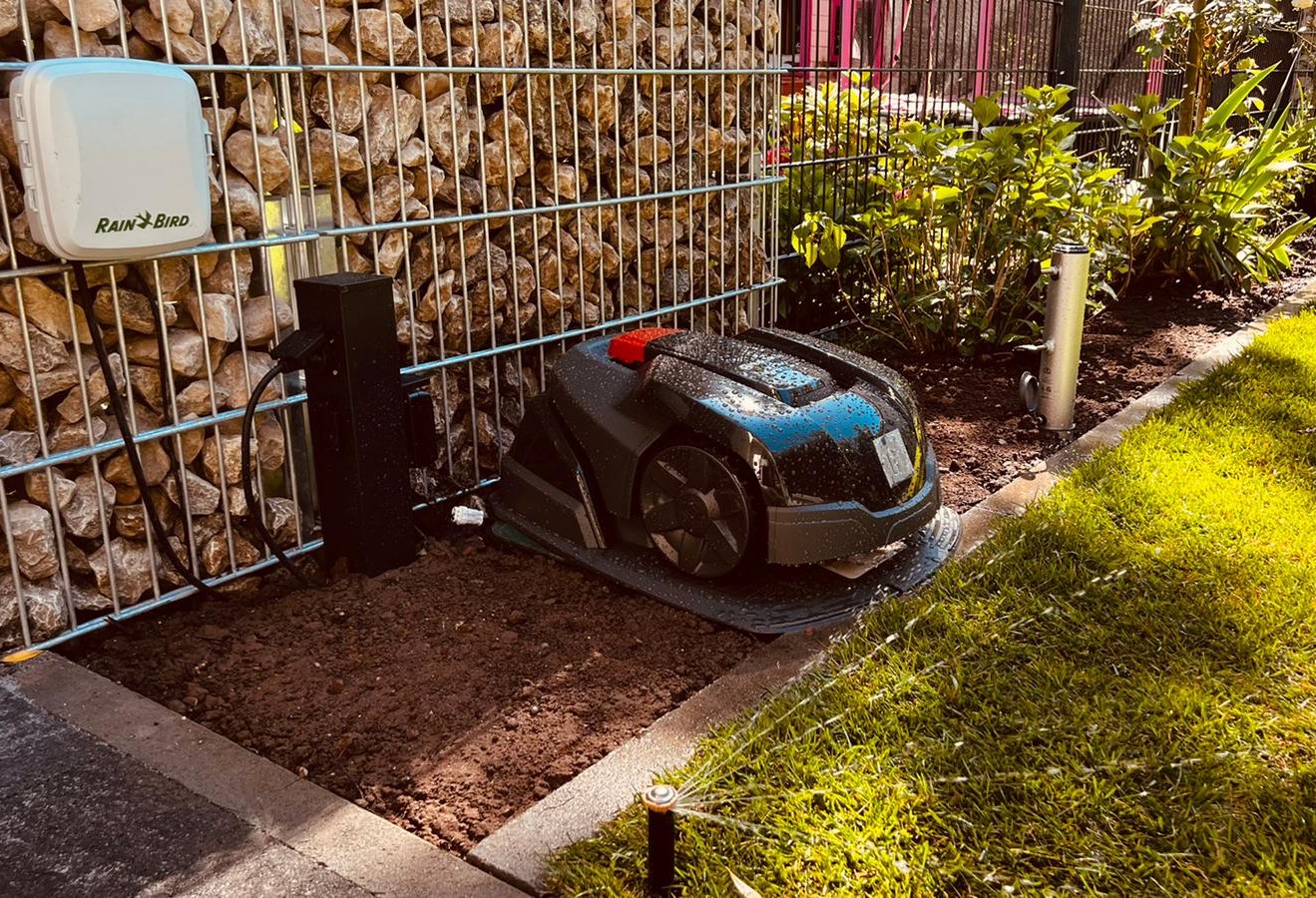 Smart Garden_Mähroboter